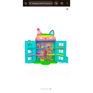 New in Box Gabby's Dollhouse15 Piece Rainbow Celebration Dollhouse